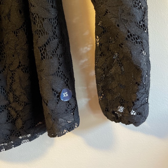 Hollister Co. Off-the-shoulder Black Blouse - Picture 4 of 4